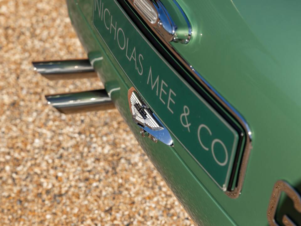 Image 33/62 of Aston Martin DB 4 GT (1960)