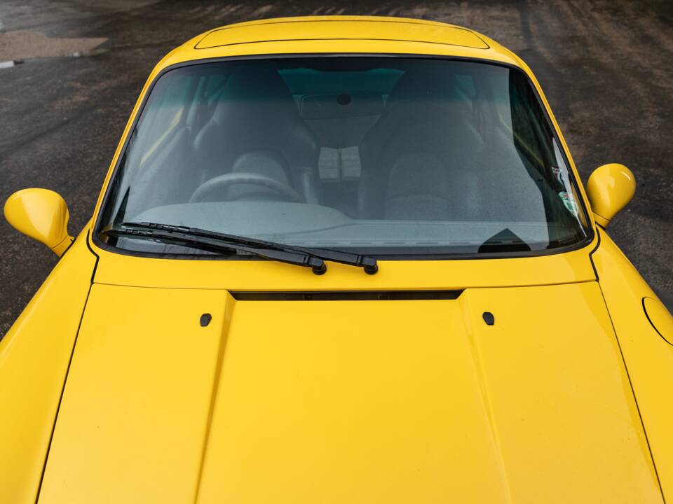 Bild 27/29 von Porsche 911 Carrera (1995)