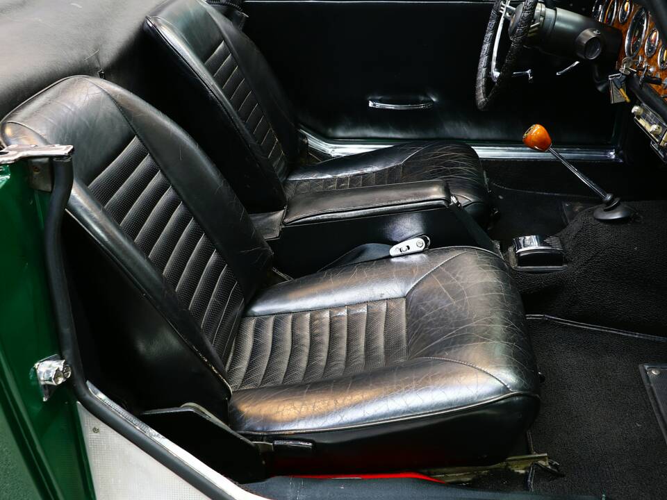 Image 21/29 of Sunbeam Alpine Mk V (1967)