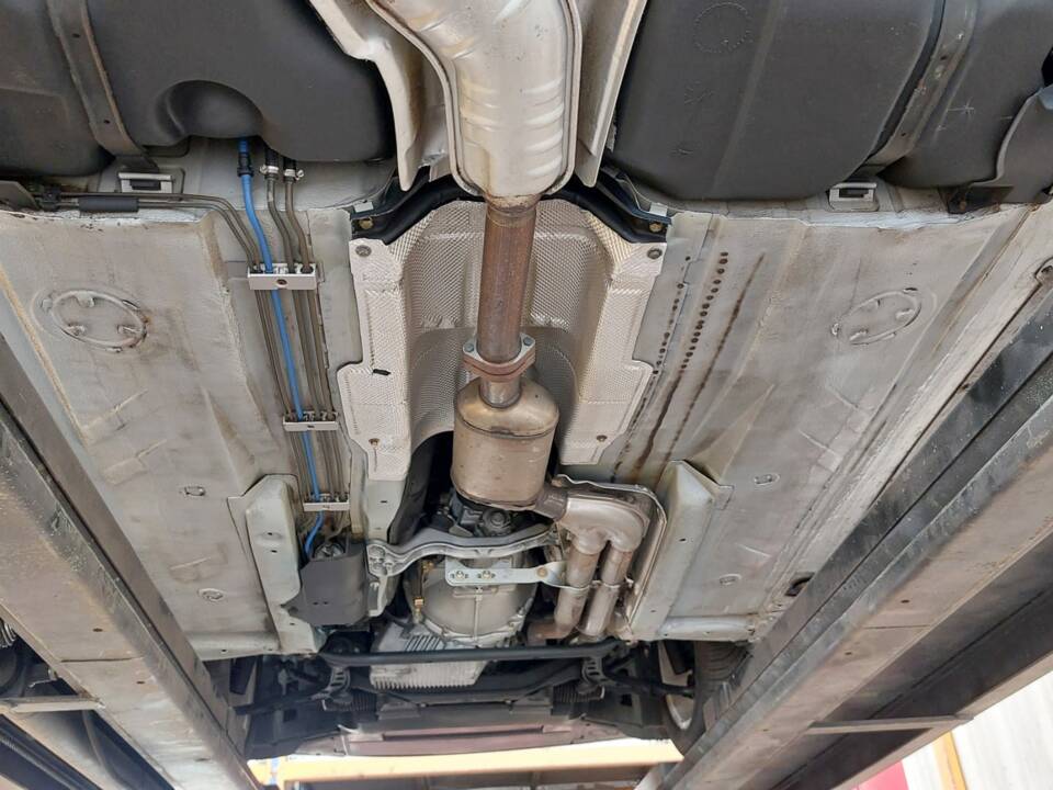 Image 36/38 of BMW 323ti Compact (1998)