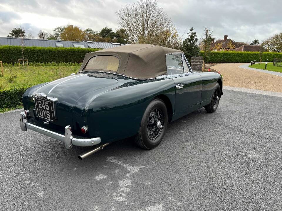 Afbeelding 46/50 van Aston Martin DB 2&#x2F;4 Mk I DHC (1954)