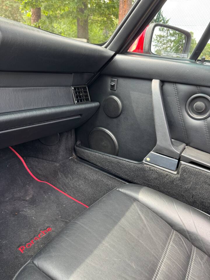 Imagen 16/23 de Porsche 911 Carrera 2 (1991)