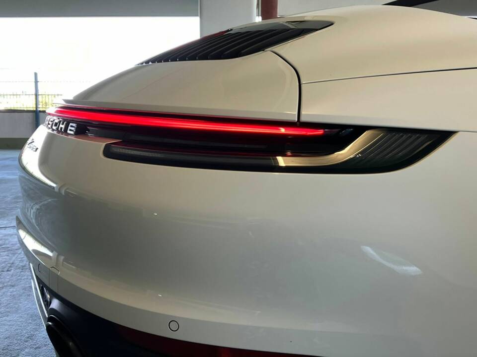 Image 12/22 de Porsche 911 Carrera (2023)