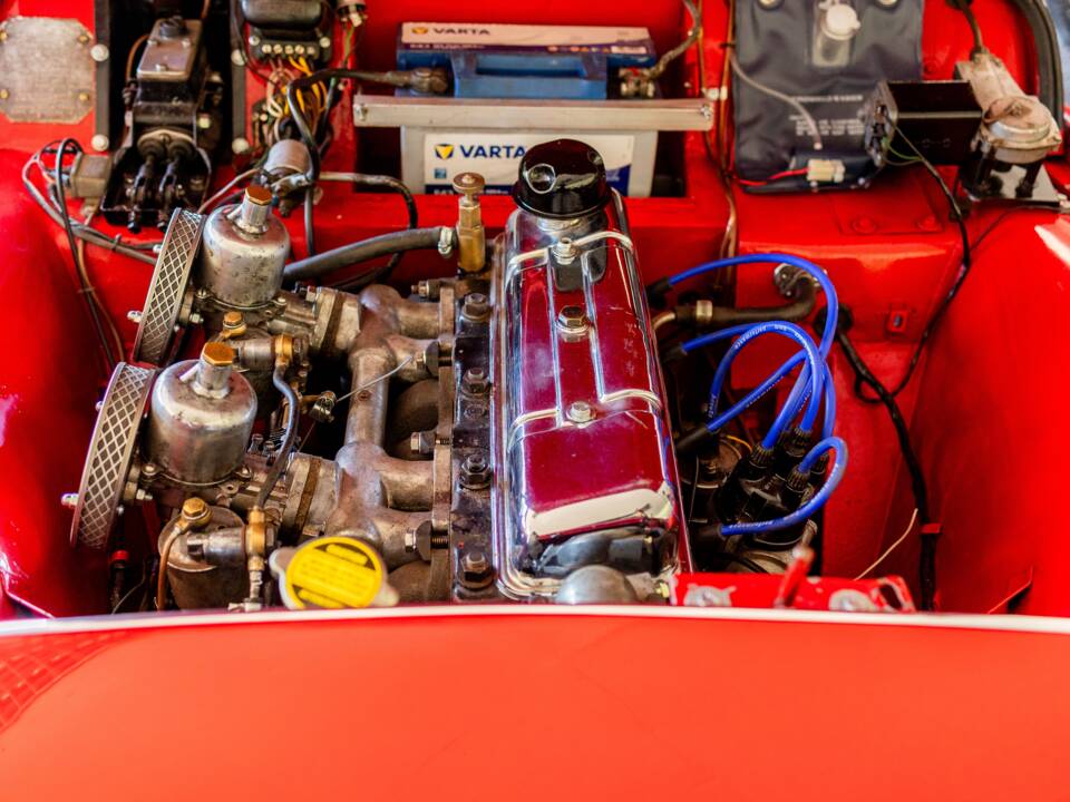 Image 43/50 of Triumph TR 3 (1956)