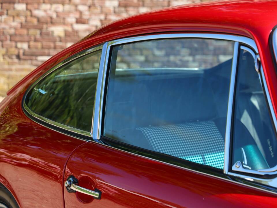 Immagine 47/50 di Porsche 912 (1966)