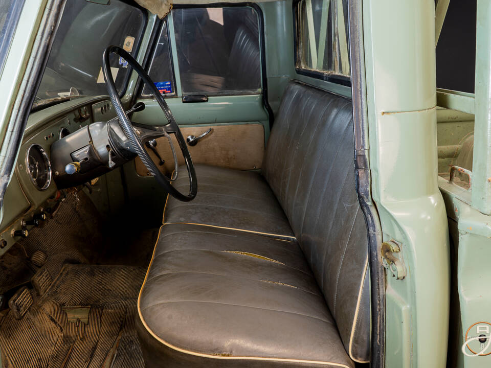 Afbeelding 11/19 van Prince Super Miler (1964)