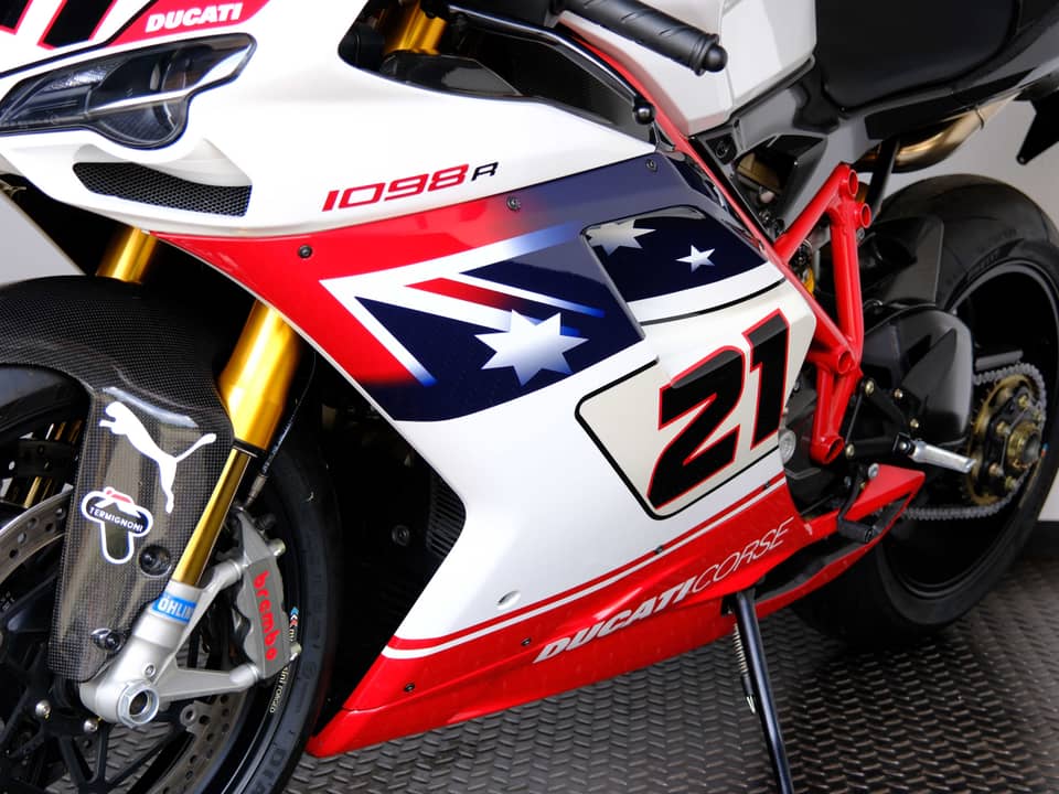 Image 43/98 of Ducati 1098 R (2010)