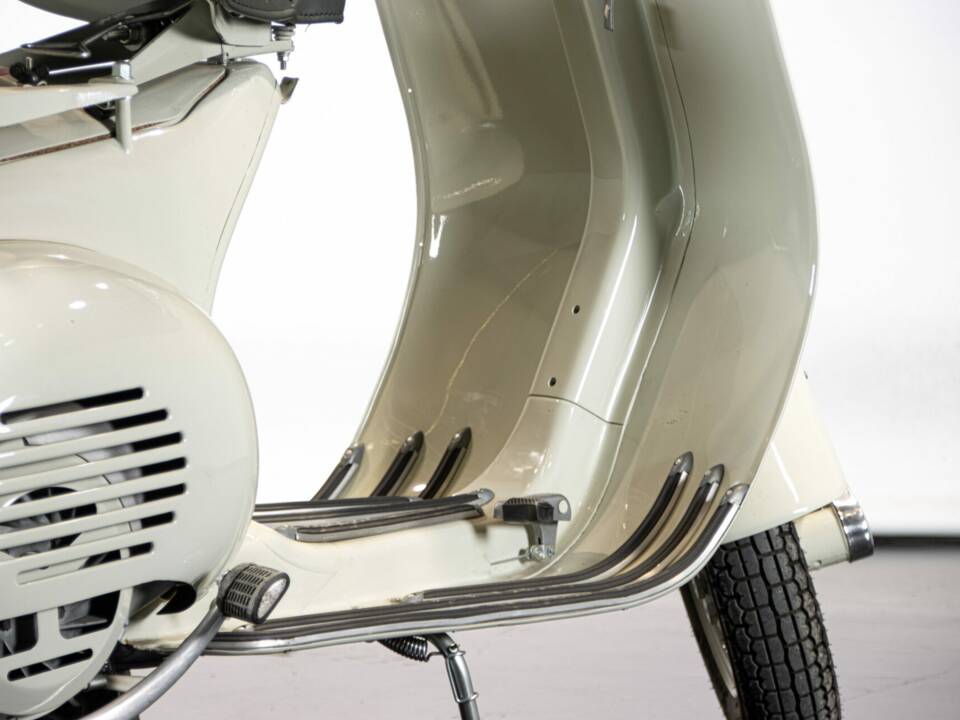 Afbeelding 25/50 van Piaggio Vespa 150 "Struzzo" VL (1956)
