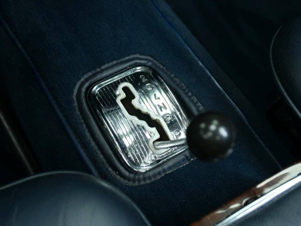 Image 20/50 of Mercedes-Benz 280 SL (1968)