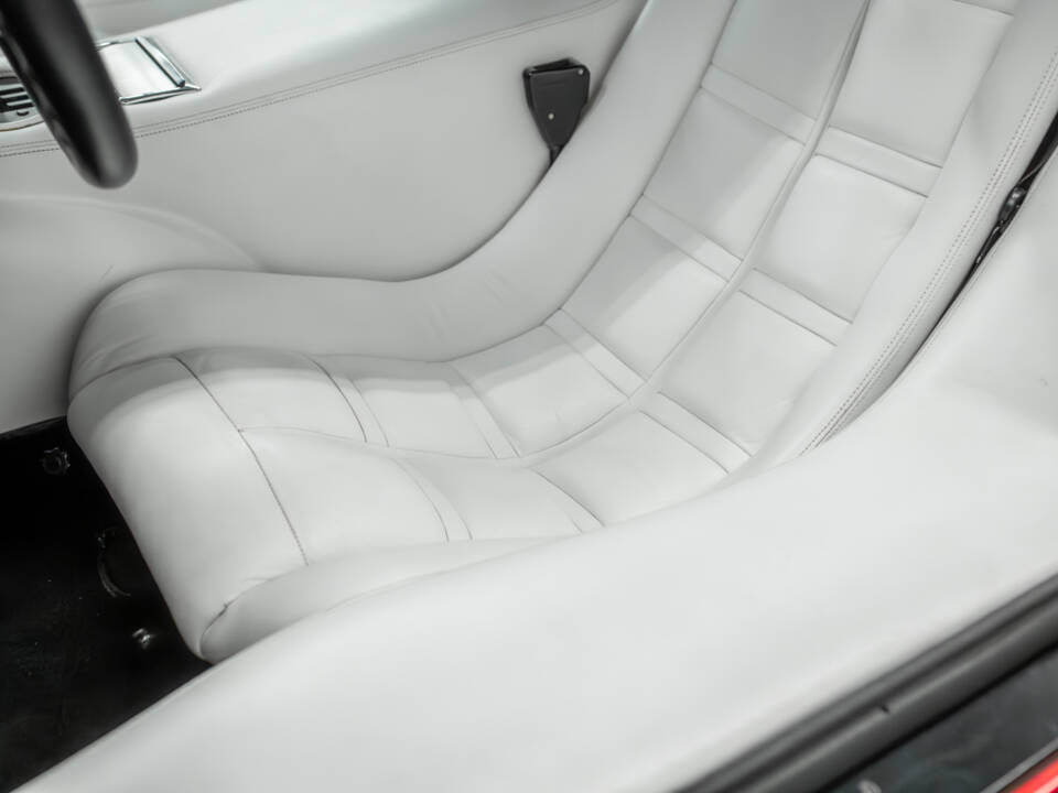 Image 26/50 of Lamborghini Countach LP 5000 S QV (1988)