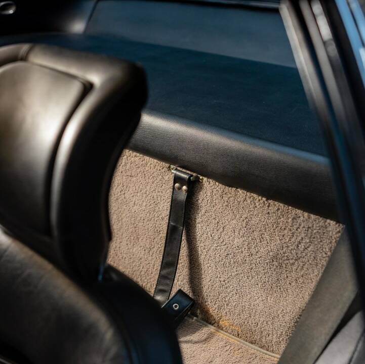 Image 27/50 de Ferrari 365 GTB/4 Daytona (1973)