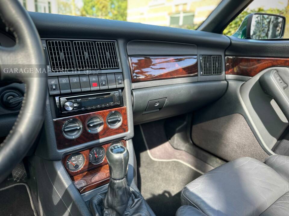 Bild 34/99 von Audi Cabriolet 1.8 5V (1997)