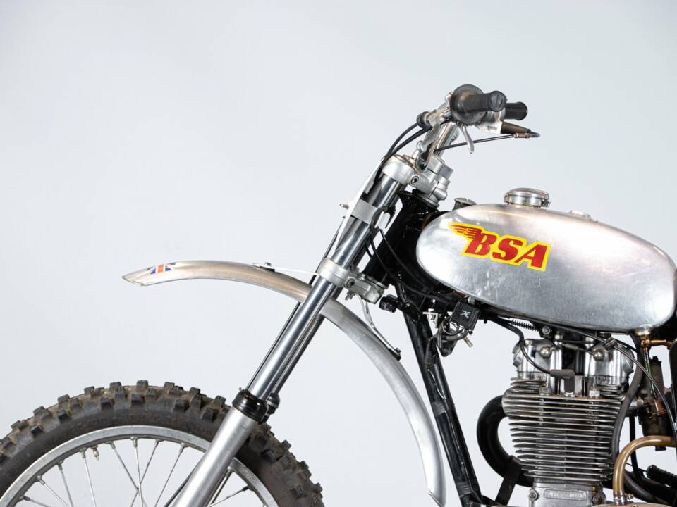 Bild 16/50 von BSA DUMMY (1974)