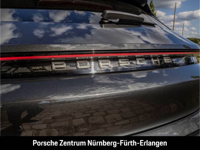 Obraz 40/49 pojazdu Porsche Taycan Turbo S Cross Turismo (2021)
