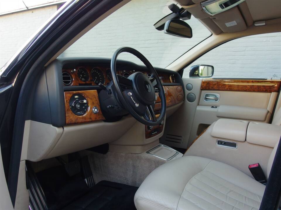 Bild 49/93 von Rolls-Royce Phantom VII (2004)