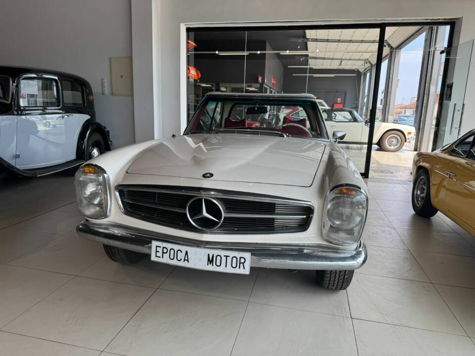 Imagen 2/15 de Mercedes-Benz 280 SL (1969)