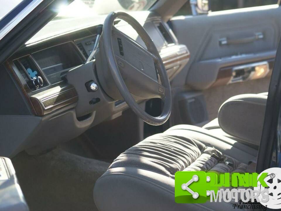 Image 4/10 of Mercury Grand Marquis (1991)