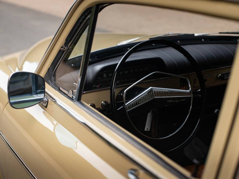 Bild 24/26 von Volvo P 121 (1965)