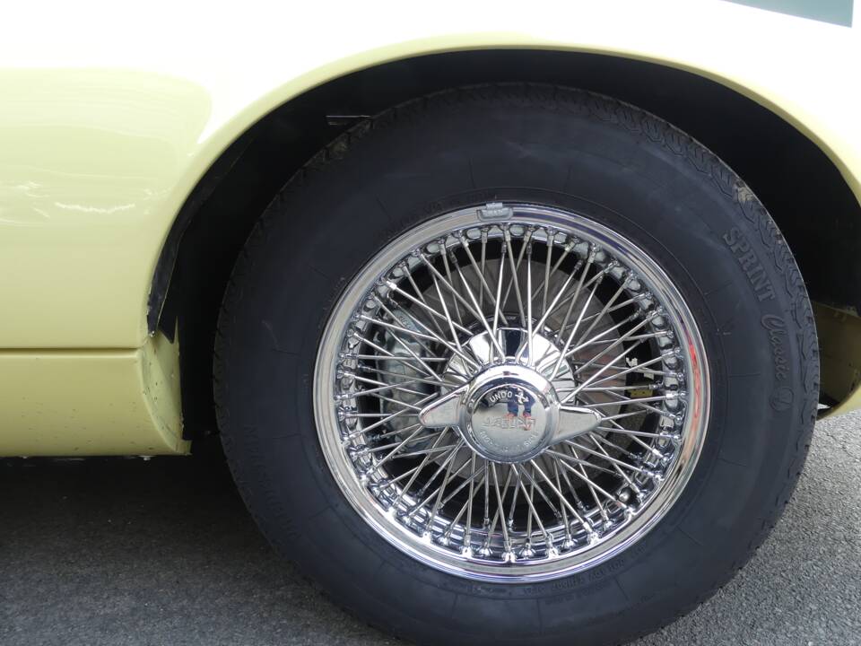 Image 9/74 de Jaguar Type E V12 (1973)