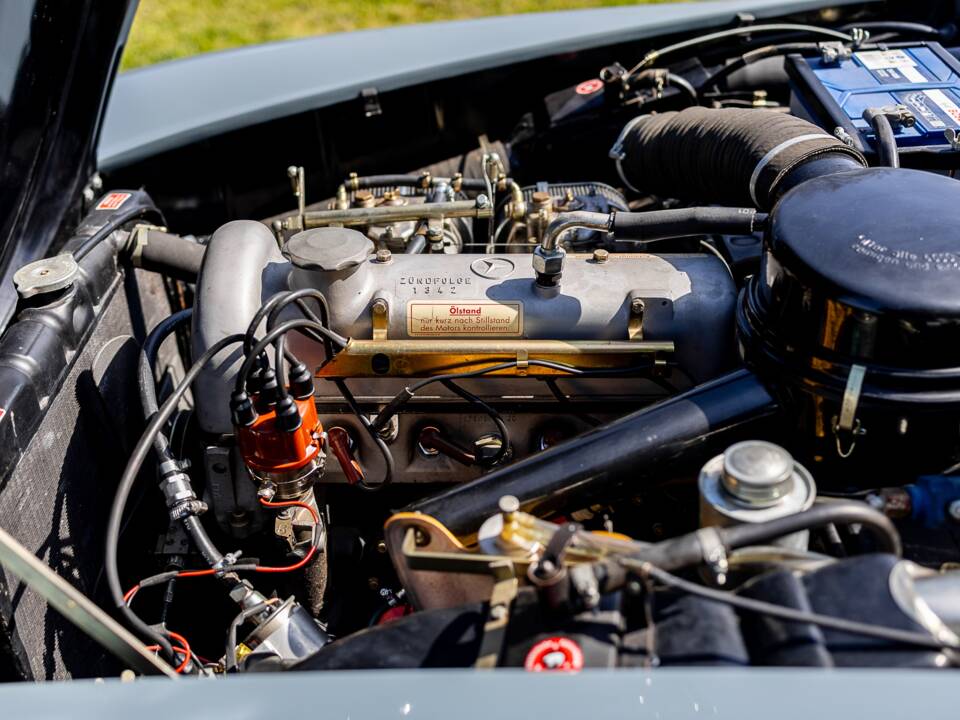 Afbeelding 46/50 van Mercedes-Benz 190 SL (1956)