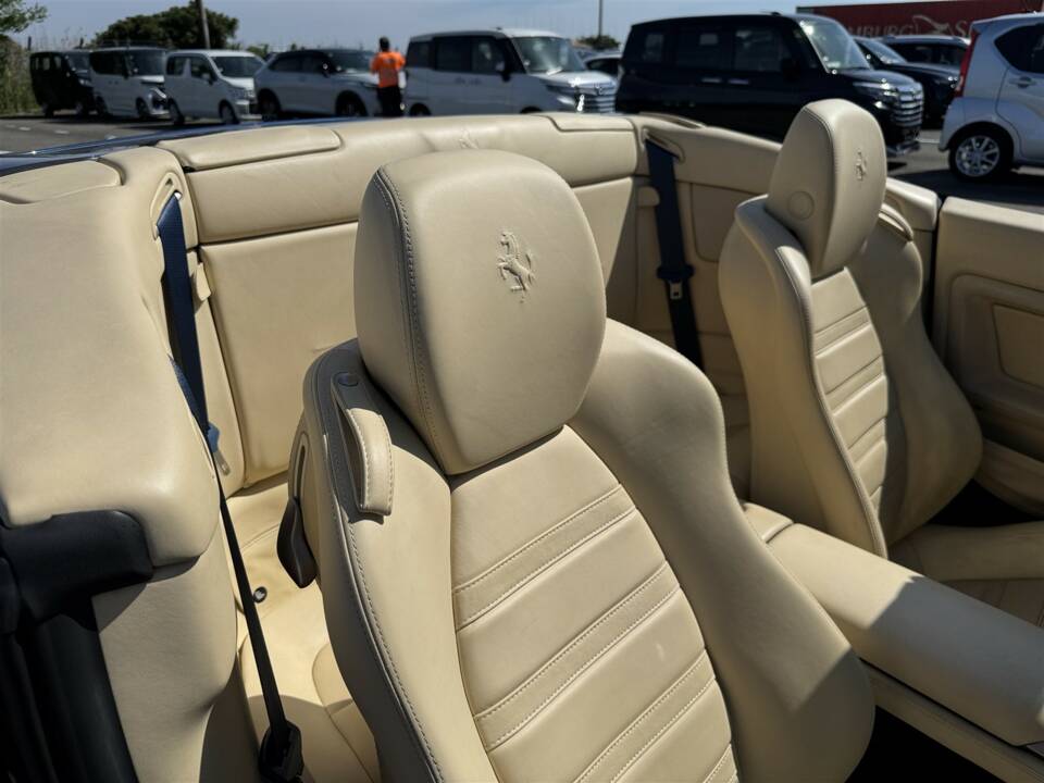 Image 31/51 of Ferrari California (2009)