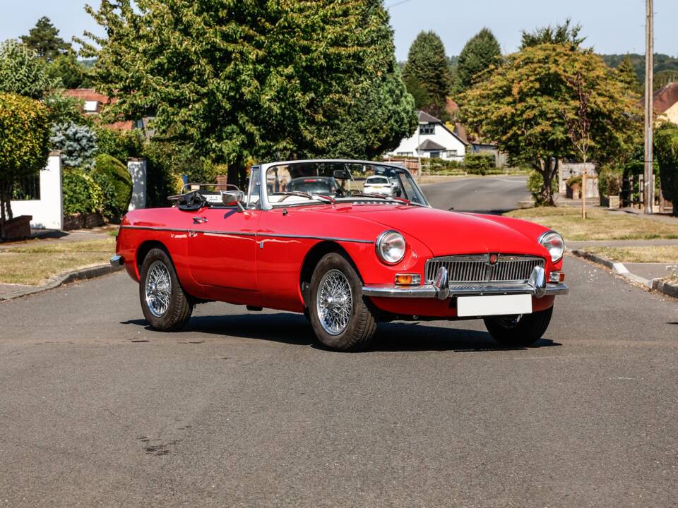 Image 21/41 de MG MGB (1972)