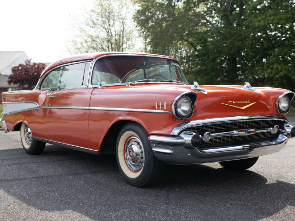 Bild 13/100 von Chevrolet Bel Air Hardtop Coupé (1957)