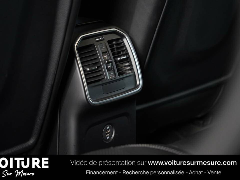 Image 28/29 de Porsche Macan Turbo (2017)