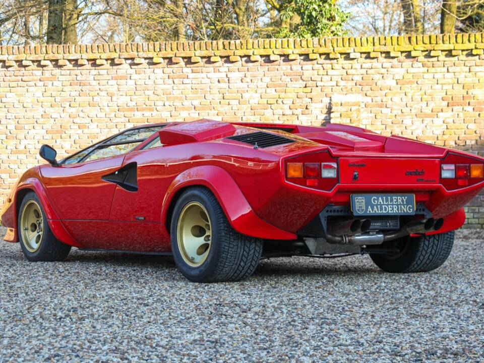 Image 2/50 de Lamborghini Countach LP 5000 S QV (1987)