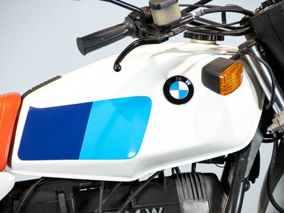 Image 33/50 of BMW R 80 GS (1983)