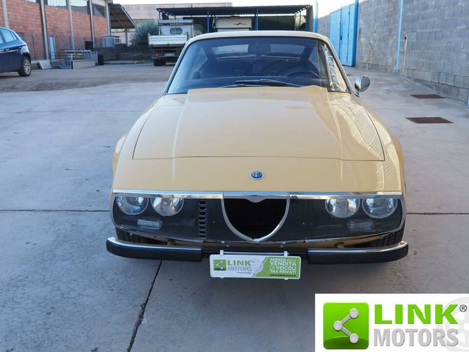 Image 2/10 de Alfa Romeo Junior Zagato GT 1300 (1972)
