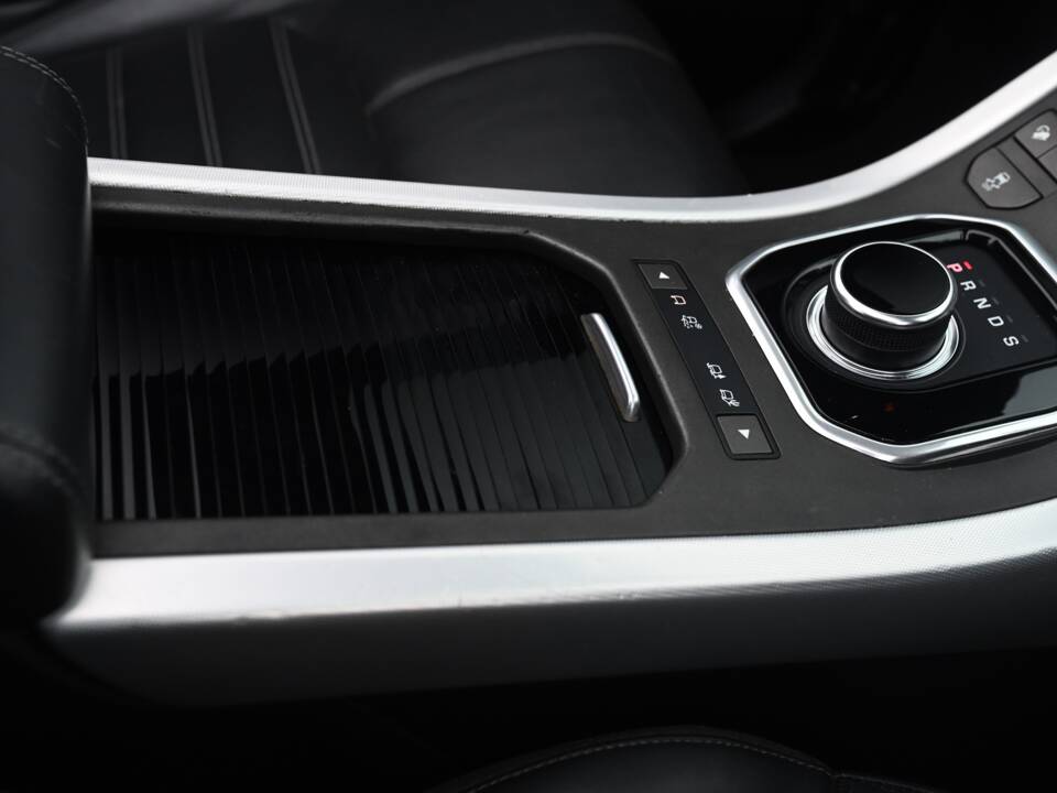 Bild 27/40 von Land Rover Range Rover Evoque TD4 (2016)