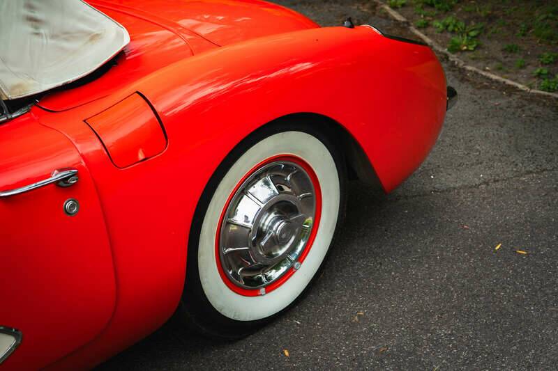 Image 17/34 of Chevrolet Corvette (1957)