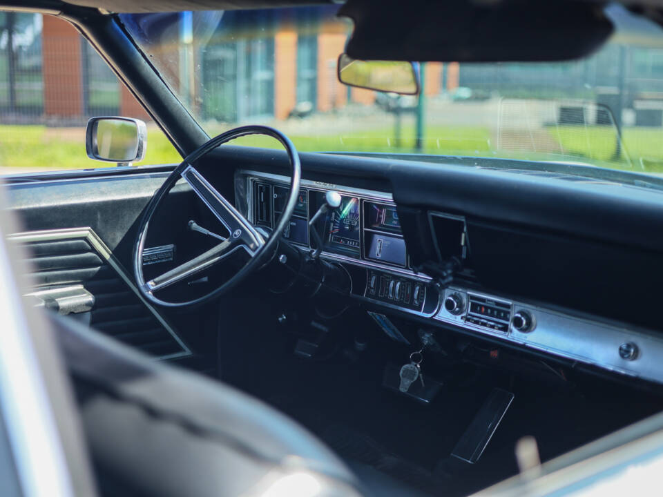 Bild 55/58 von Buick Riviera Coupe (1968)