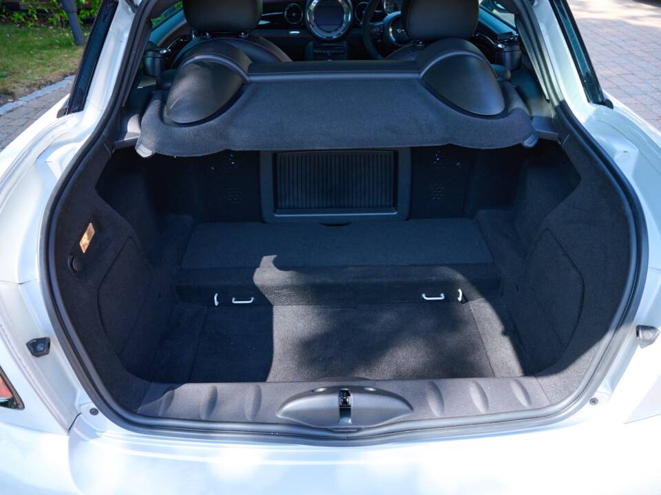 Imagen 31/50 de Mini John Cooper Works (2011)