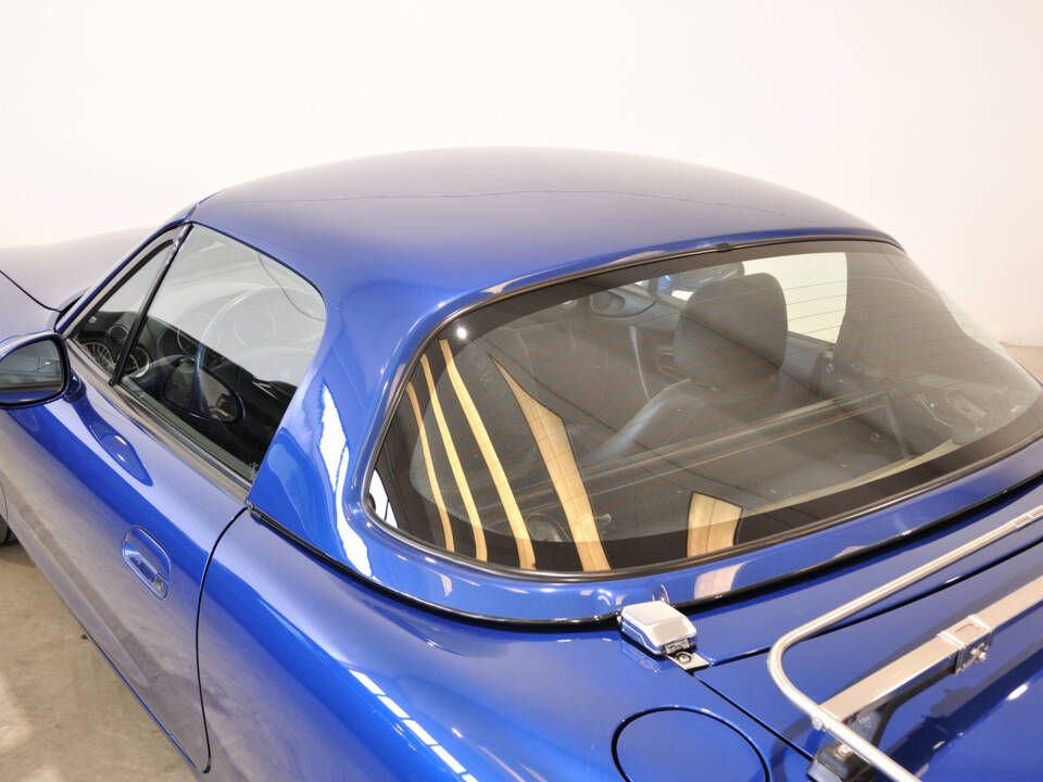 Image 2/47 of Mazda MX-5 1.8 (1999)