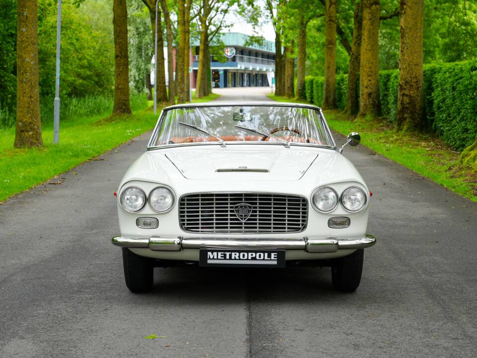 Image 24/41 of Lancia Flaminia GT 3C 2.5 Convertible (1963)