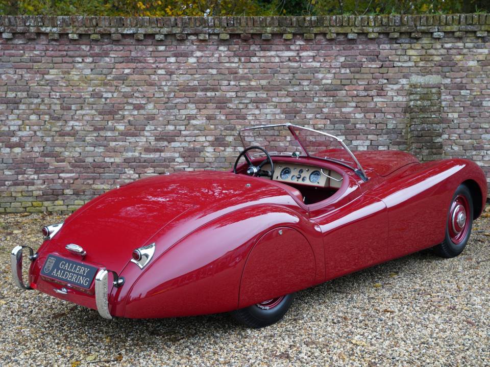 Imagen 28/50 de Jaguar XK 120 OTS (Alu) (1949)