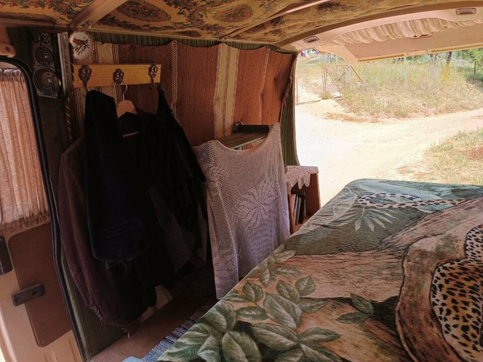 Image 8/8 of Nissan Urvan 2.3 D (1986)