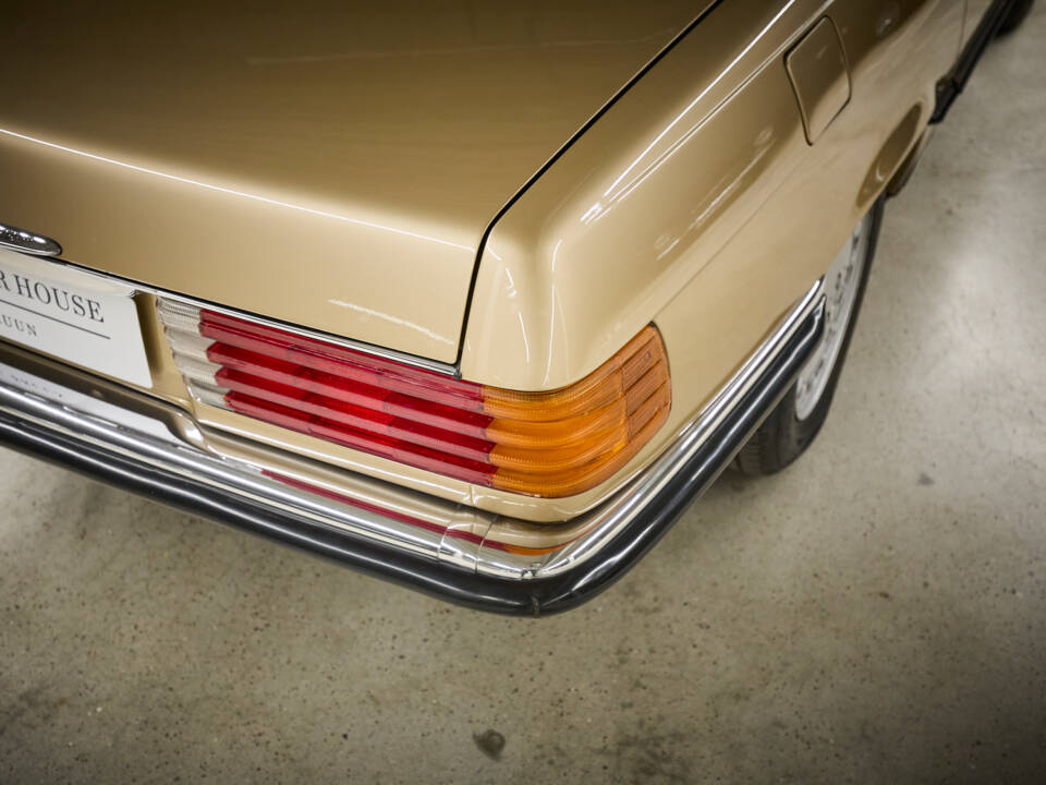 Image 52/99 of Mercedes-Benz 300 SL (1987)