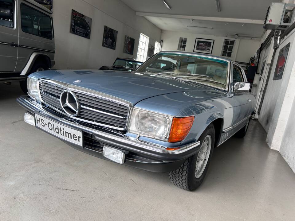 Image 2/39 de Mercedes-Benz 350 SLC (1978)