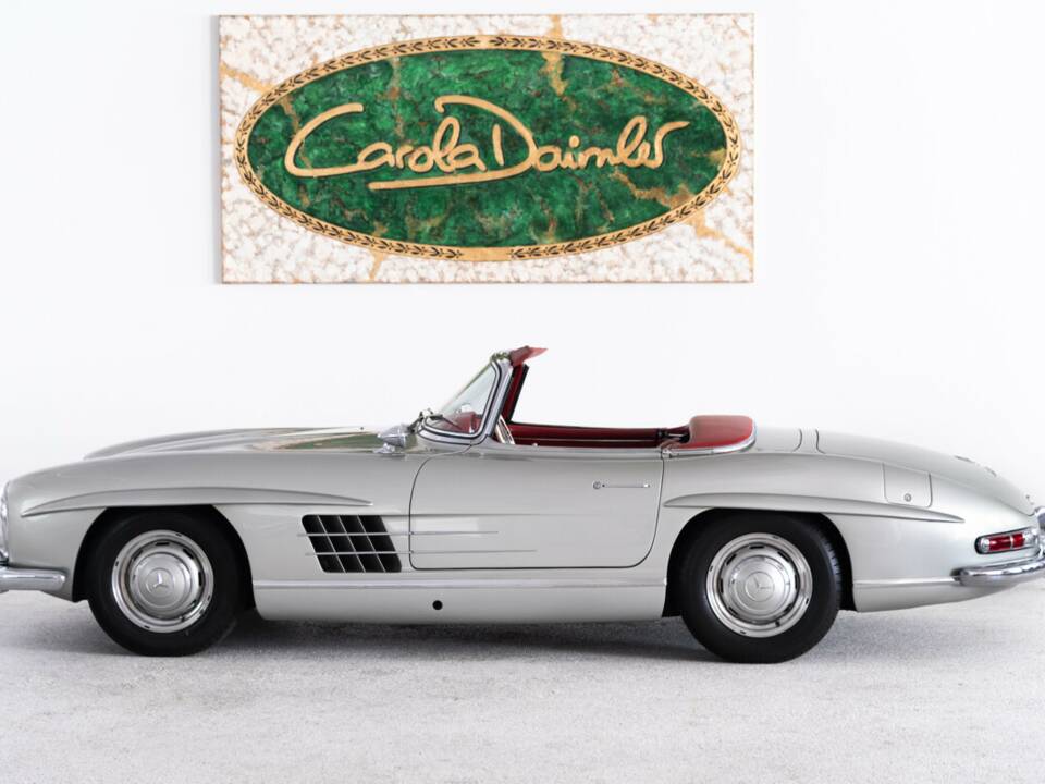 Image 3/36 of Mercedes-Benz 300 SL Roadster (1961)