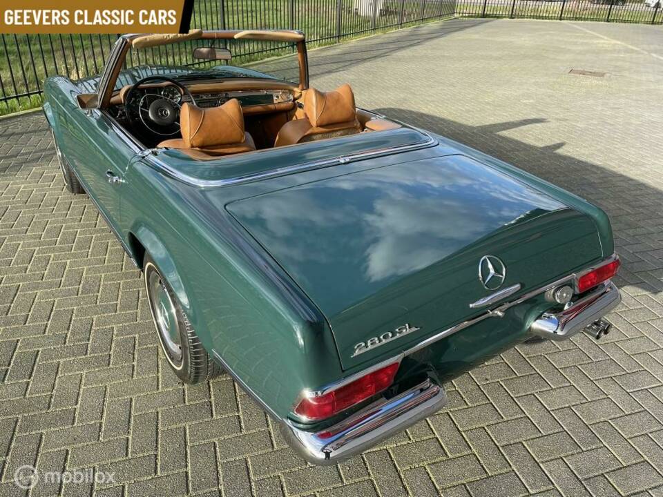 Image 9/45 de Mercedes-Benz 280 SL (1970)