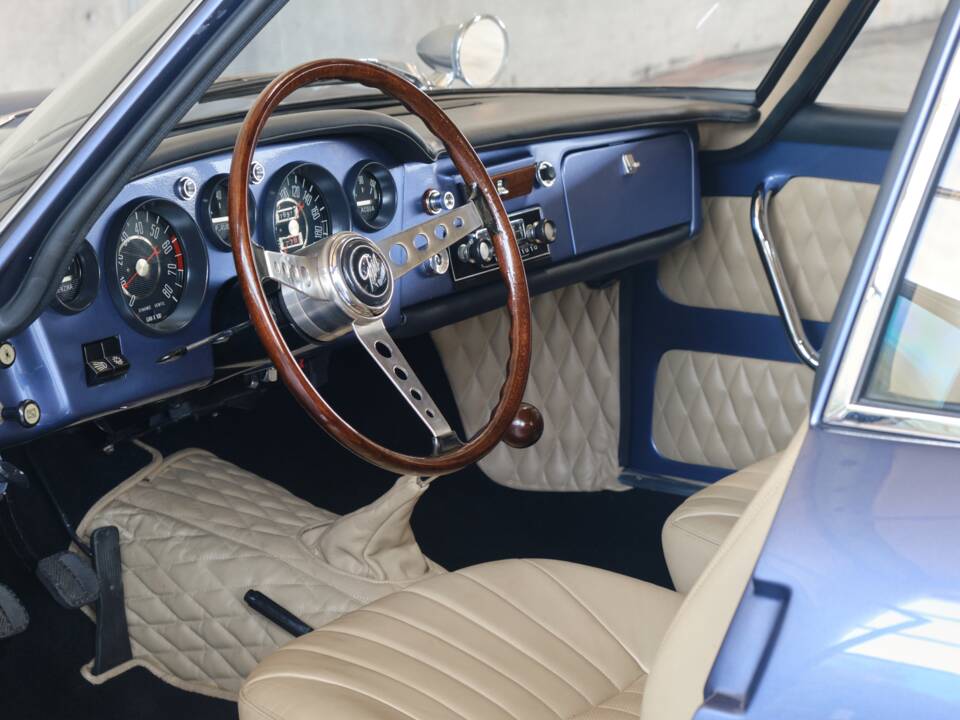Imagen 42/50 de FIAT Ghia 1500 GT (1967)