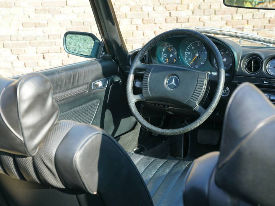 Image 29/50 of Mercedes-Benz 450 SL (1973)