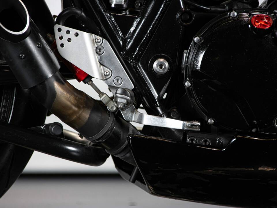 Bild 43/50 von Kawasaki DUMMY (2000)