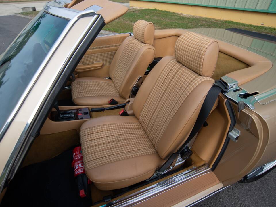 Bild 19/39 von Mercedes-Benz 280 SL (1984)