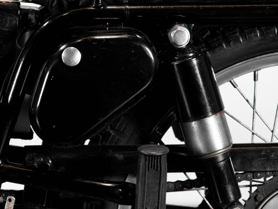 Bild 14/50 von Gilera 150 Sport (1954)