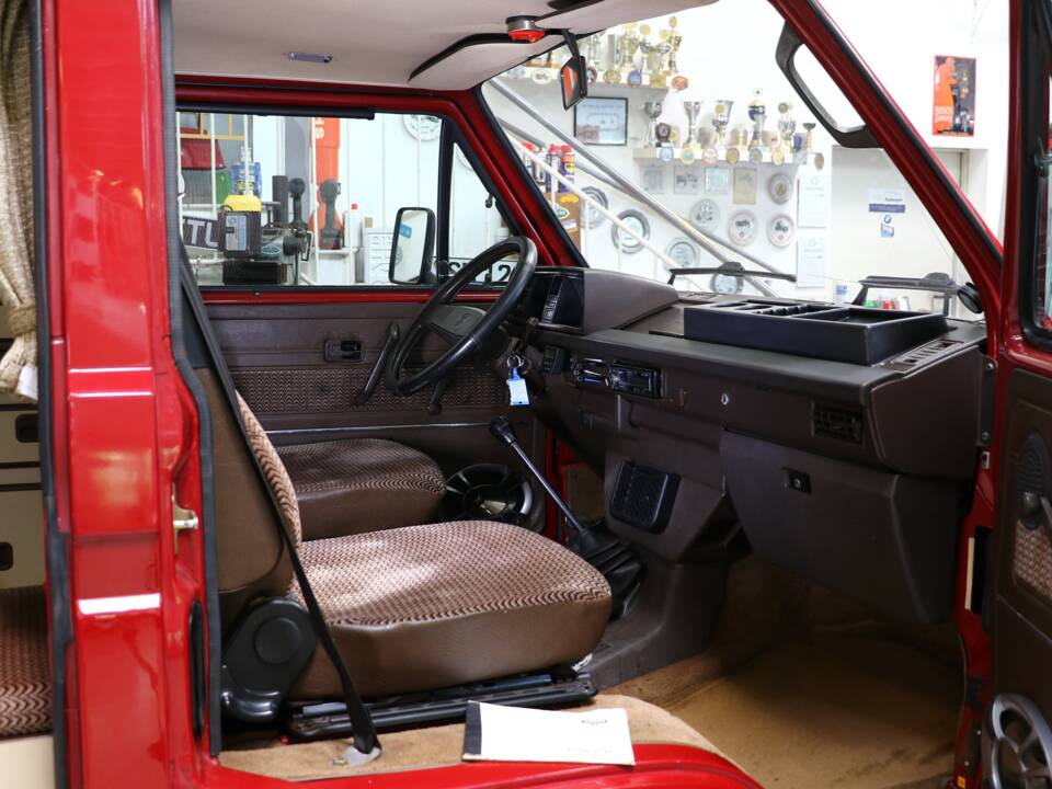 Bild 21/37 von Volkswagen T3 Westfalia Joker 1.6 TD (1985)