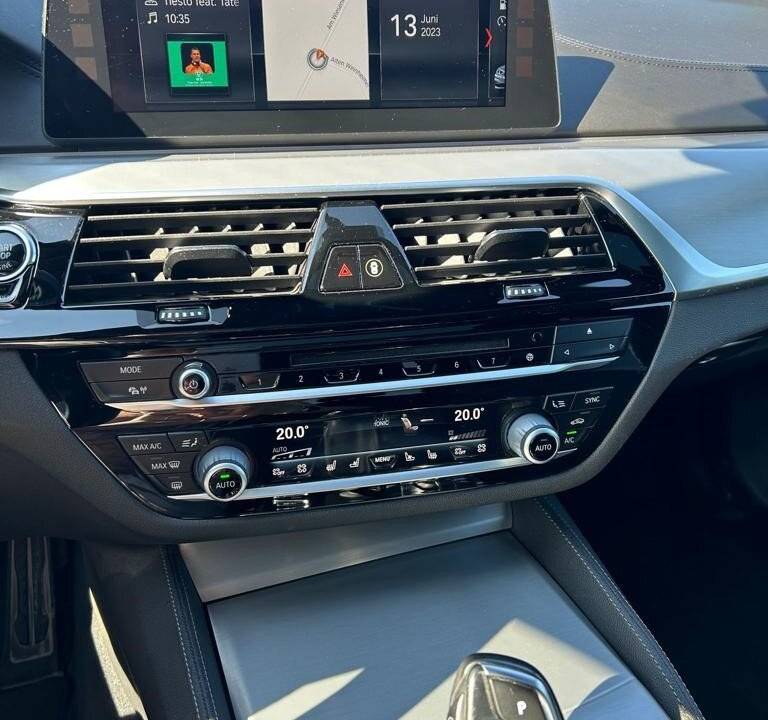 Imagen 9/9 de BMW M550d xDrive Touring (2018)
